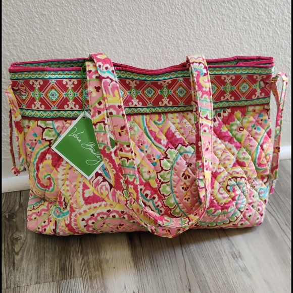 Vera Bradley Handbags - 💋VERA BRADLEY tie tote